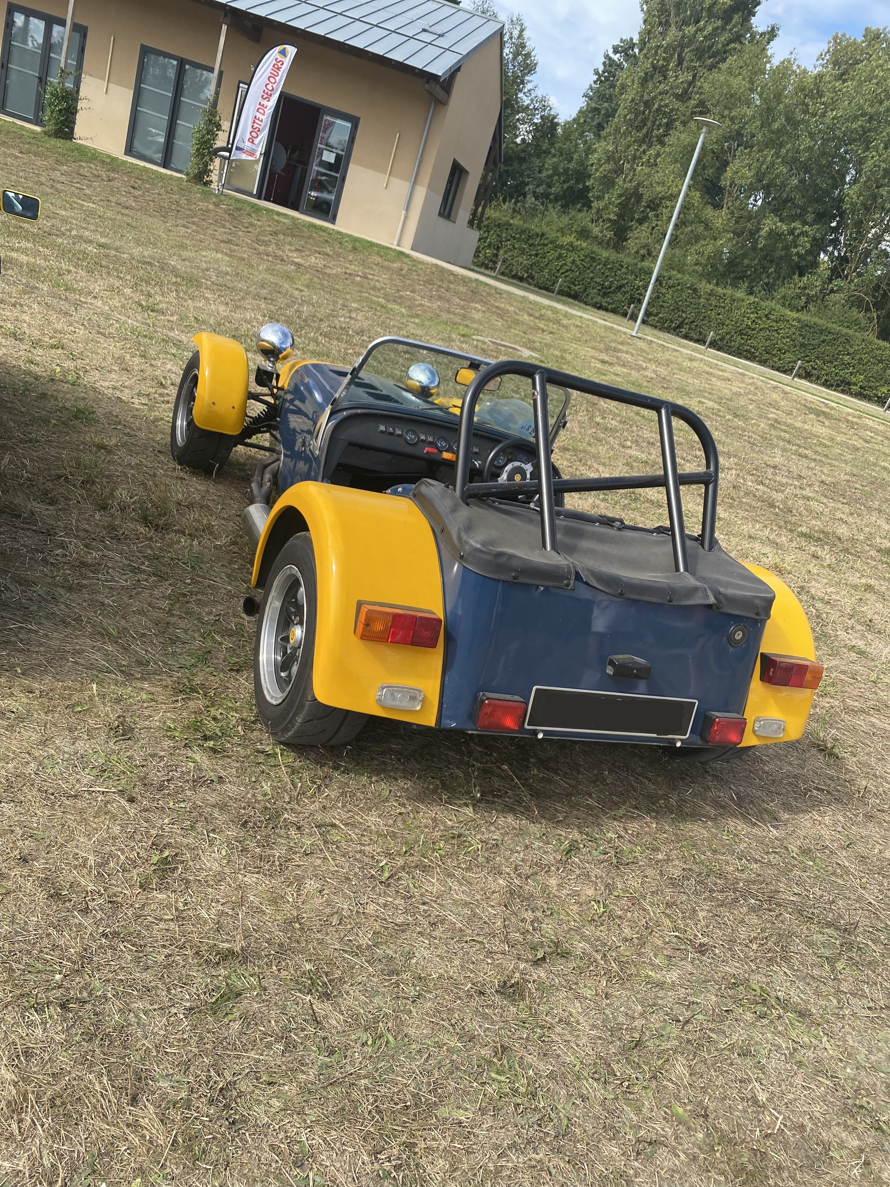 Caterham 2