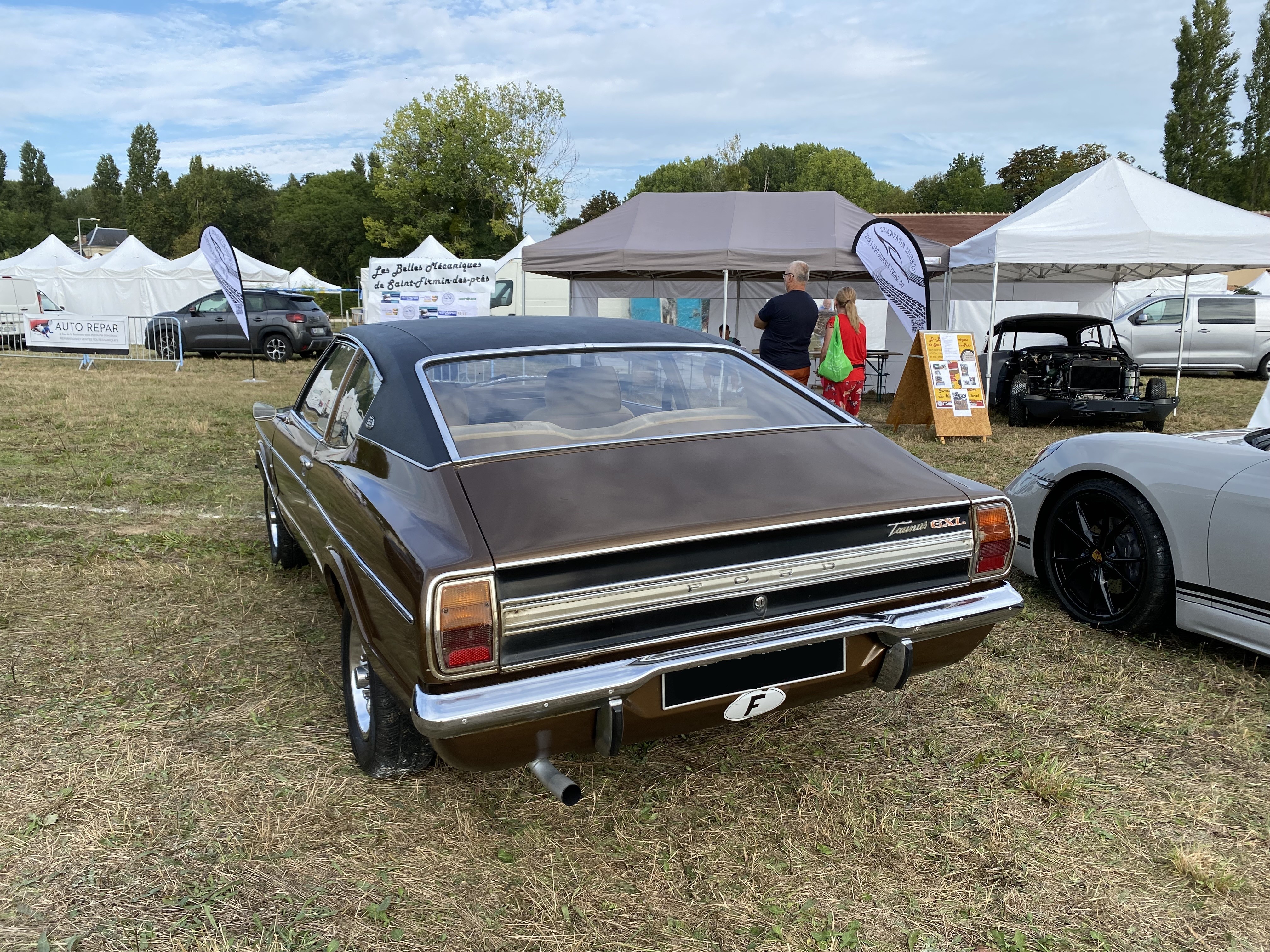 Ford marron 3