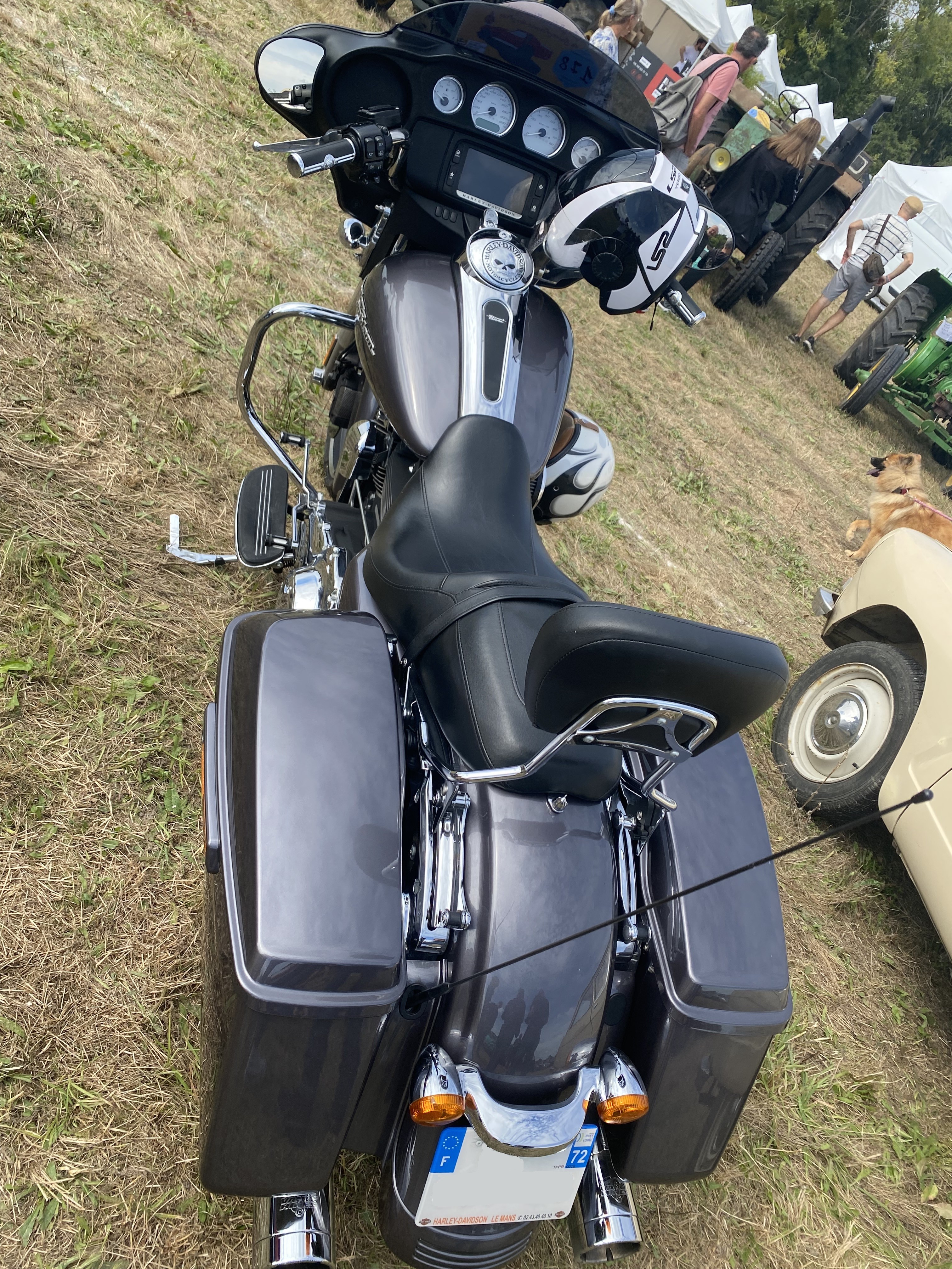 Moto harley rnoir 2
