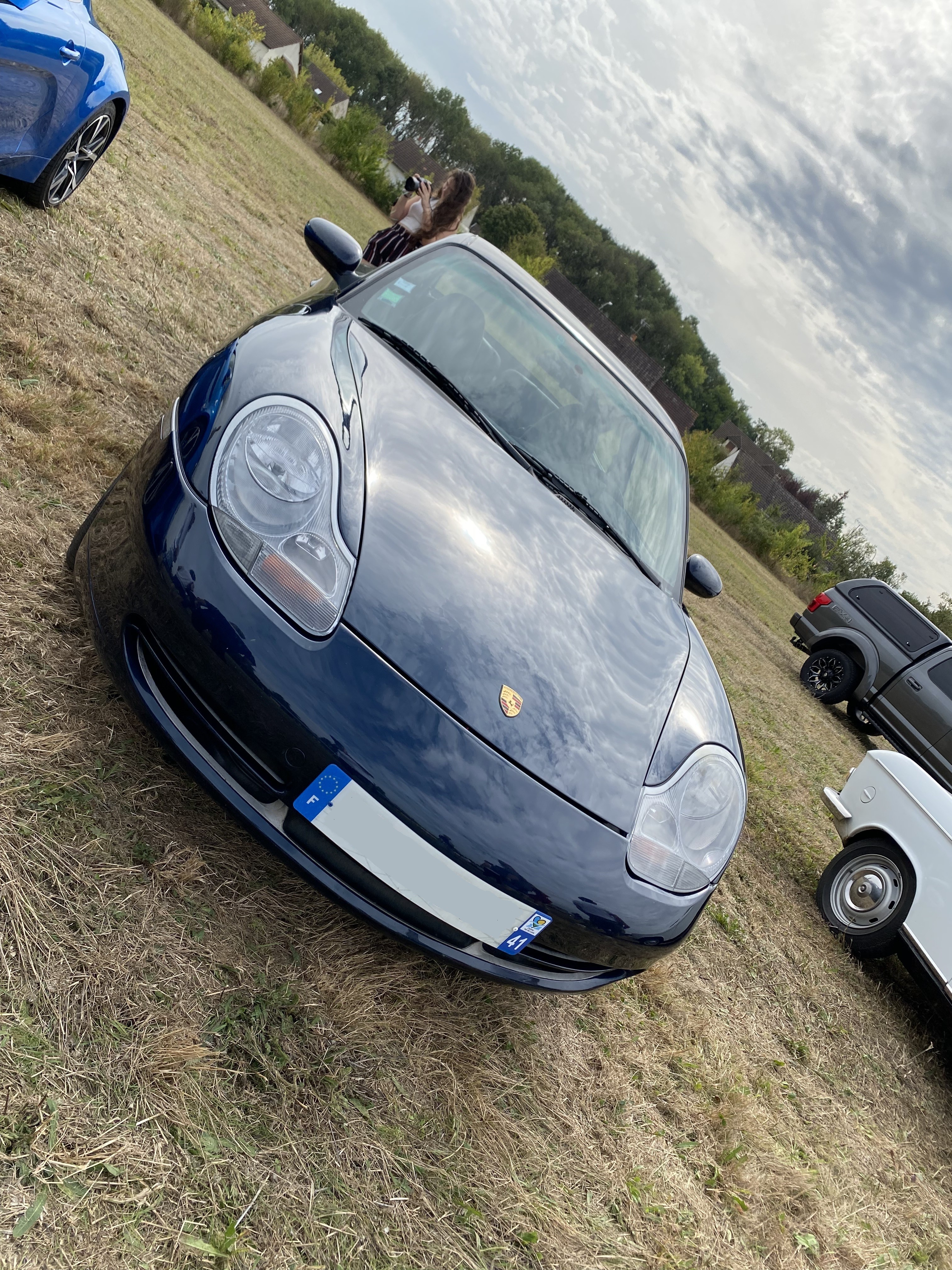 Porsche bleu 1