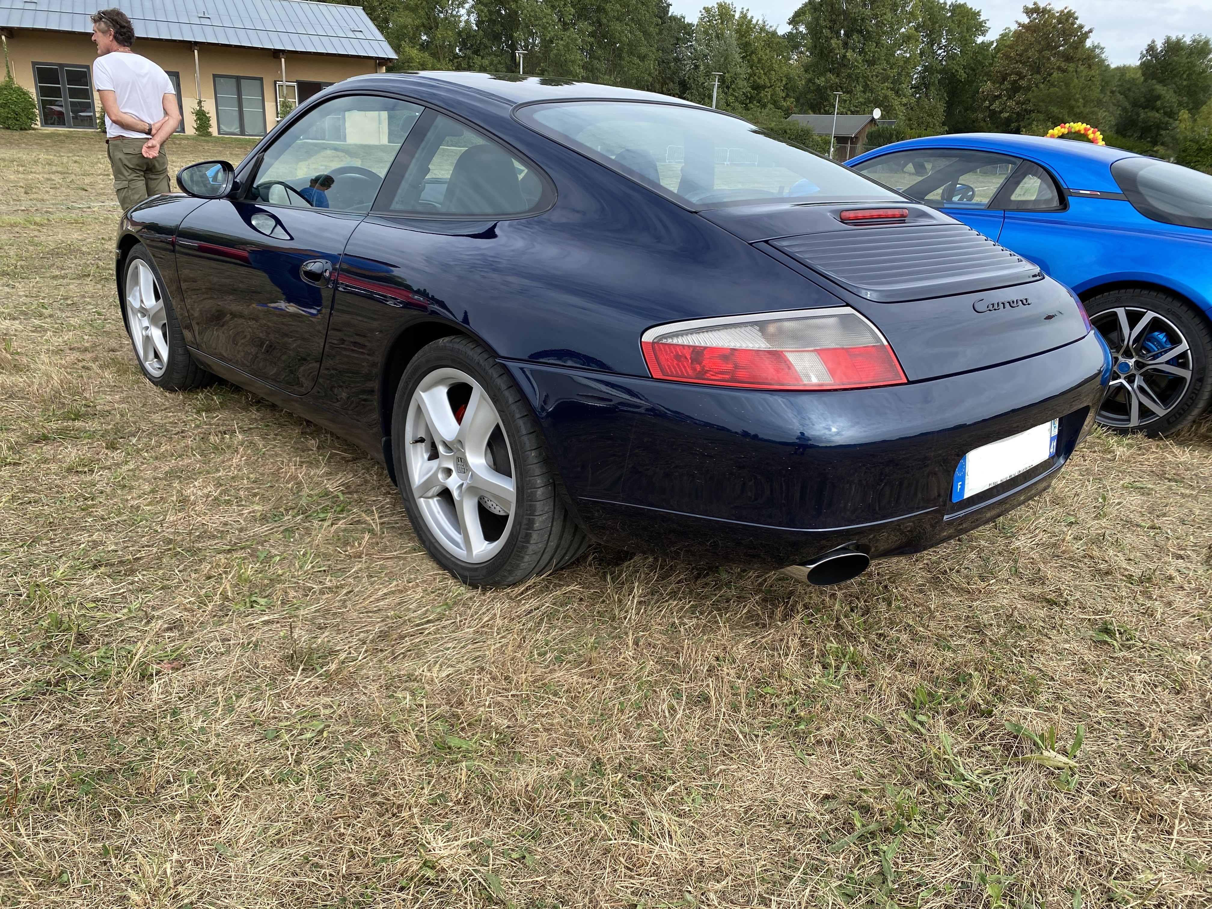 Porsche bleu 2
