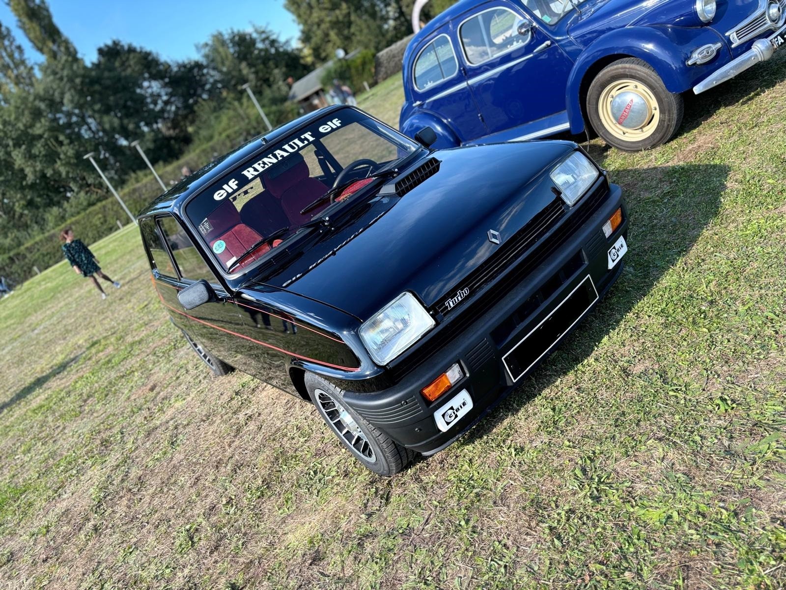 R5 turbo noir 1