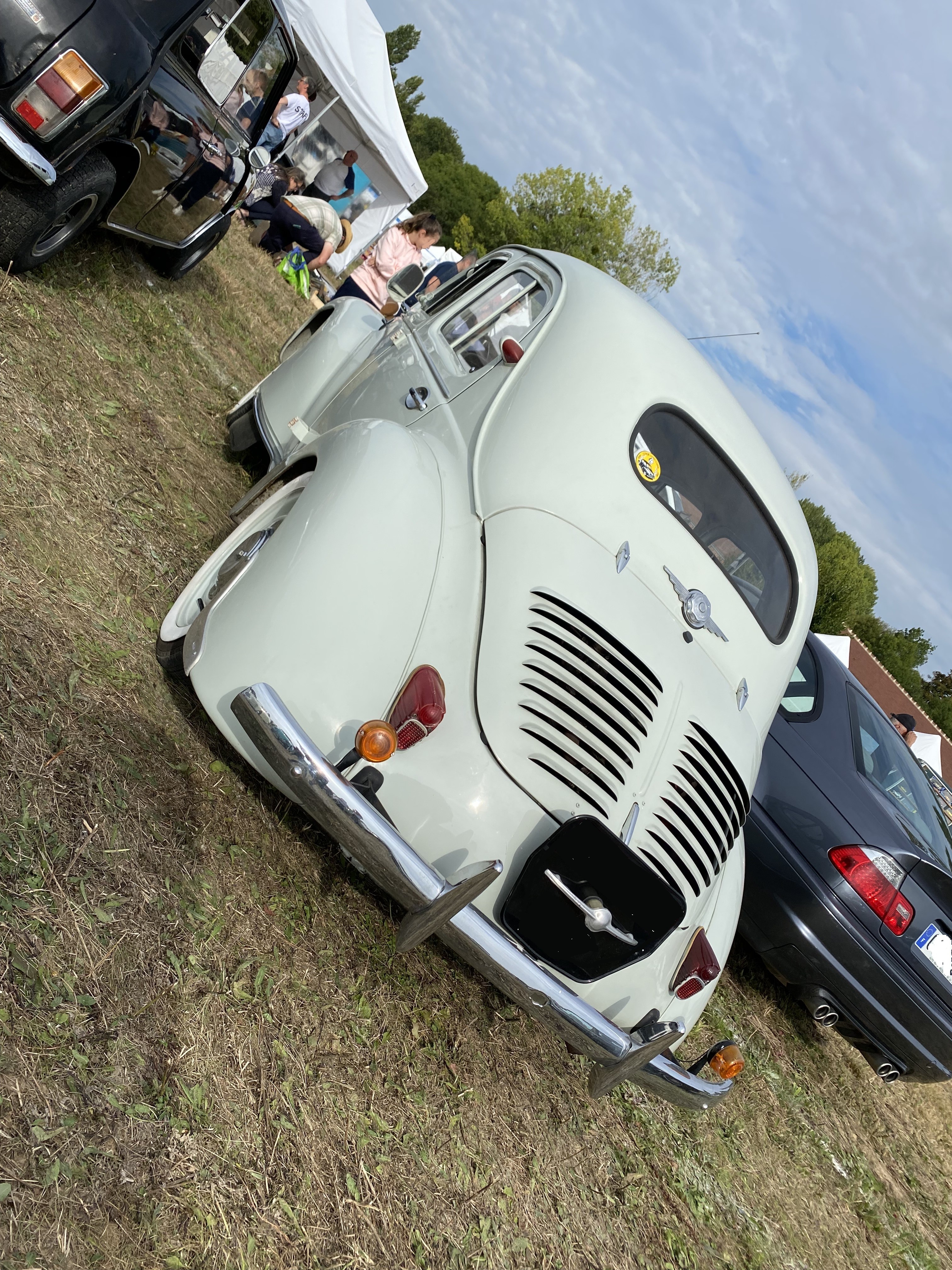 Renault 4cv 2 