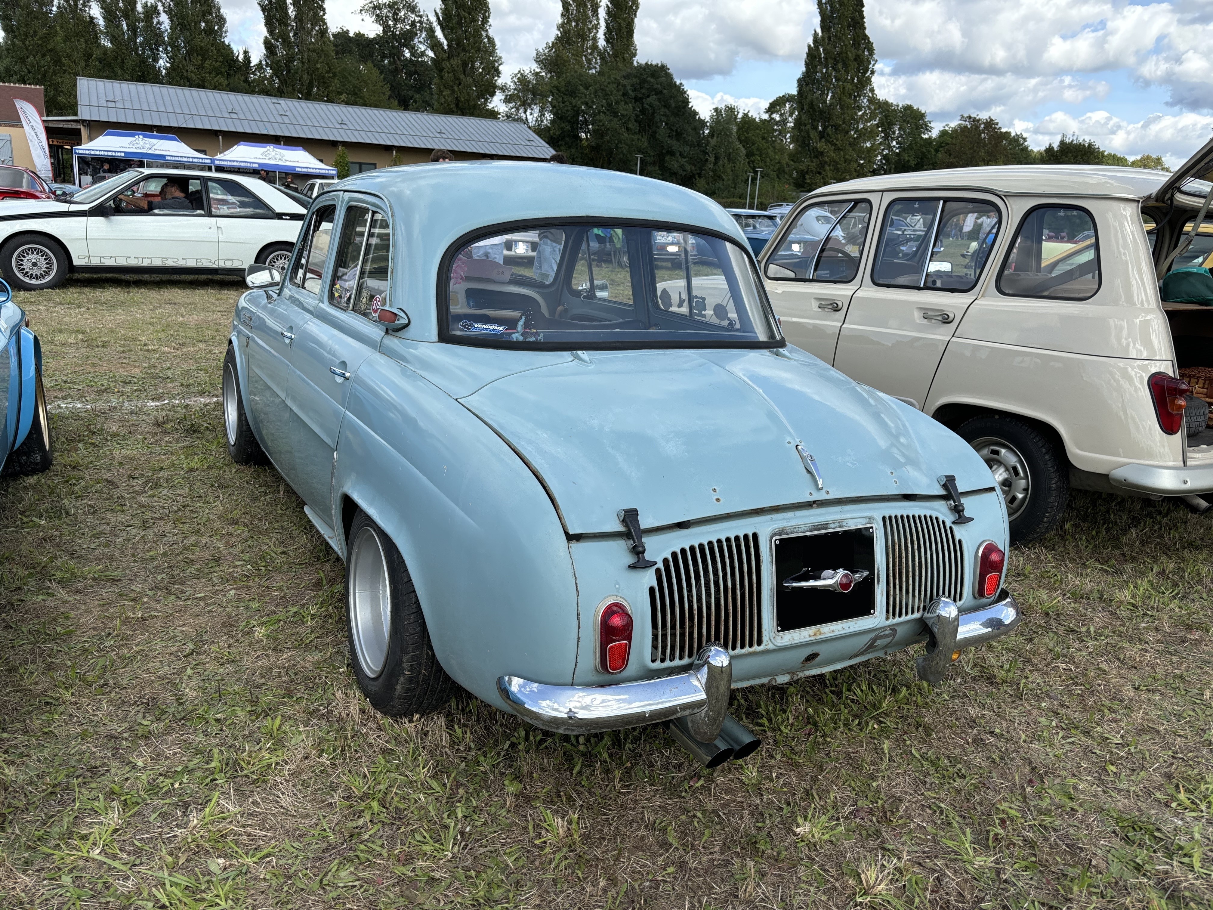 Renault dauphine 2